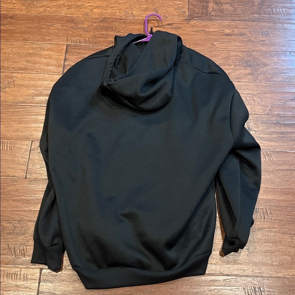 Brand New! 4XL Classic Black Hoodie - Picture 2 of 8